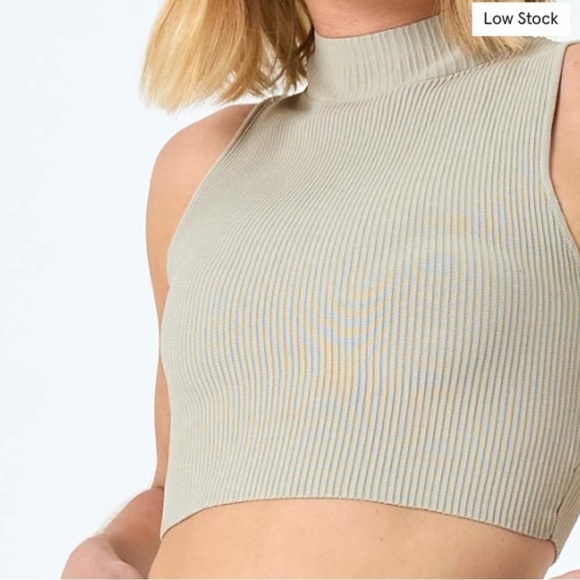 Glassons - Ribbed - Crop Top - Mock Neck - Tank - SMALL - Picture 2 of 6